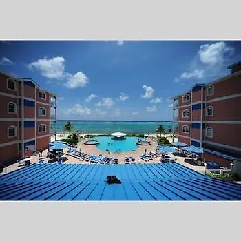 Morritts Grand Resort East End 3*,